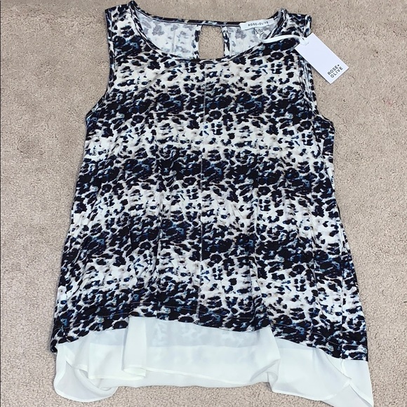 Rose & Olive cheetah top with silk on bottom - Picture 1 of 1